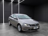 Volkswagen Passat Highline *Xenon*Navi*ACC*Memory*Kam* - VW Passat Gebrauchtwagen in Hamm