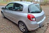 Renault Clio  1.2 16V 75 AHK / viele Neuteile - Renault Clio Gebrauchtwagen in Kassel