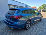 Ford Focus Turnier ST-Line X Autom Navi KLIMA Winterp - gebrauchte Ford Kombis