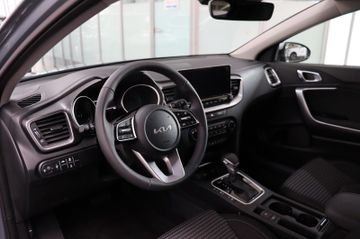 KIA XCeed - 11