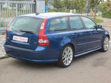 Volvo V50 Momentum - Volvo V50: Allradantrieb