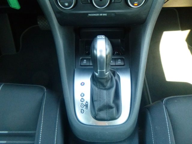 Fahrzeugabbildung Volkswagen Golf VI Cabriolet 1,4 TSI >AUT/NAV/SHZ/TEMP<