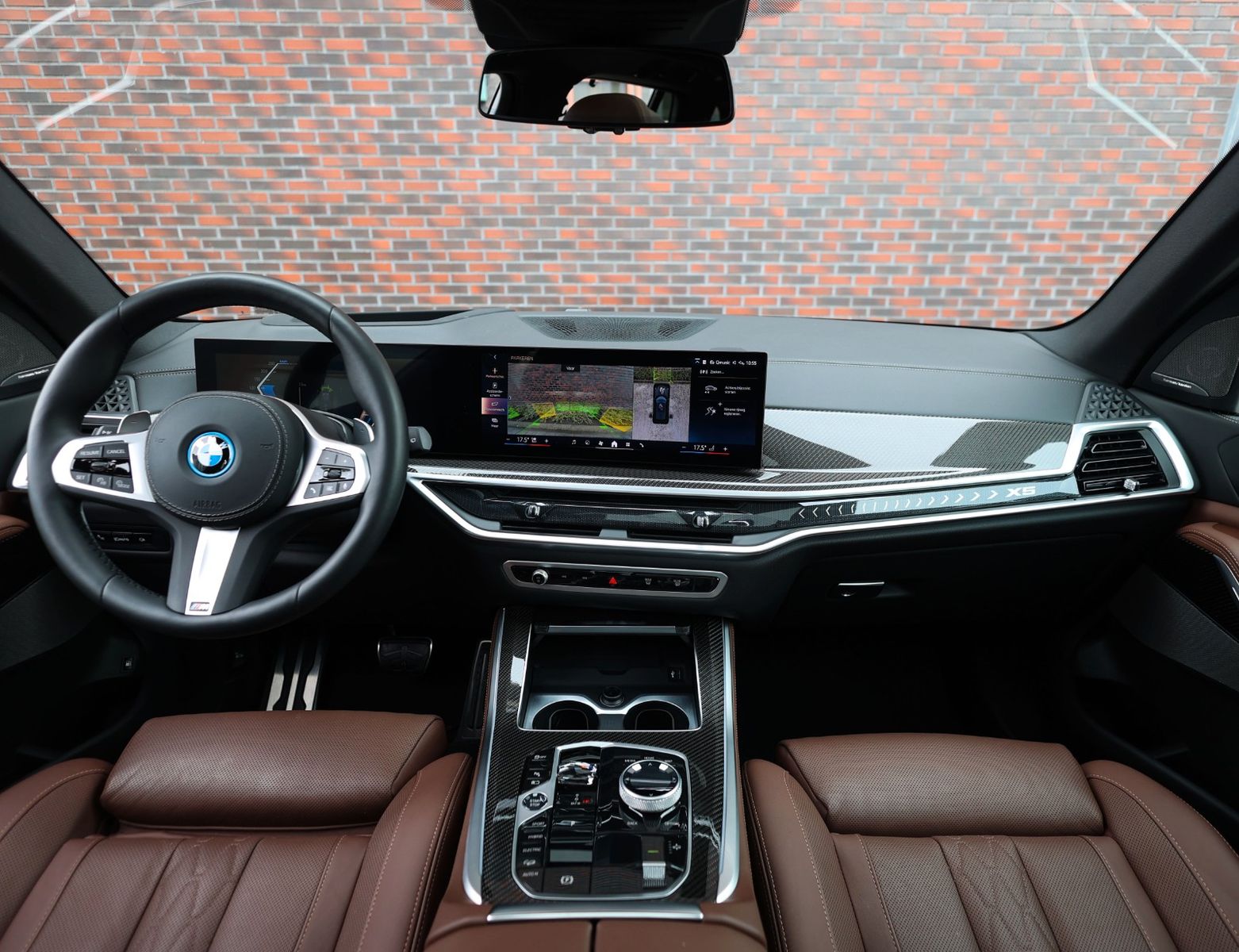 BMW X5 50e xDrive | Pano - AHK - HUD imagem 3