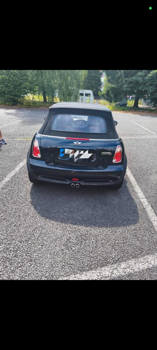 MINI COOPER S CABRIO Sidewalk Sidewalk