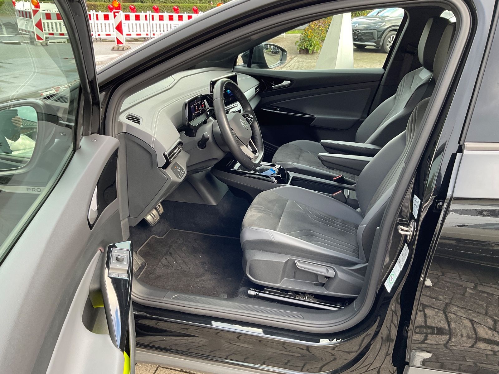 Fahrzeugabbildung Volkswagen ID.4 Pro Perform 82kWh,Navi,Wärmepumpe,Kamera