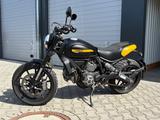Ducati Scrambler Full Throttle - DUCATI SCRAMBLER FULL THROTTLE