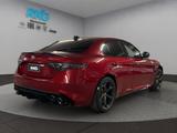 Alfa Romeo Giulia Quadrifoglio 2.9 V6 520PS Akrapovic Tech  - Gebrauchtwagen mit Akrapovic Auspuffanlage