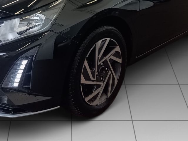 Fahrzeugabbildung Hyundai i20 FL (MY25) 1.0 T-GDI (100 PS) 7-DCT 2WD Trend
