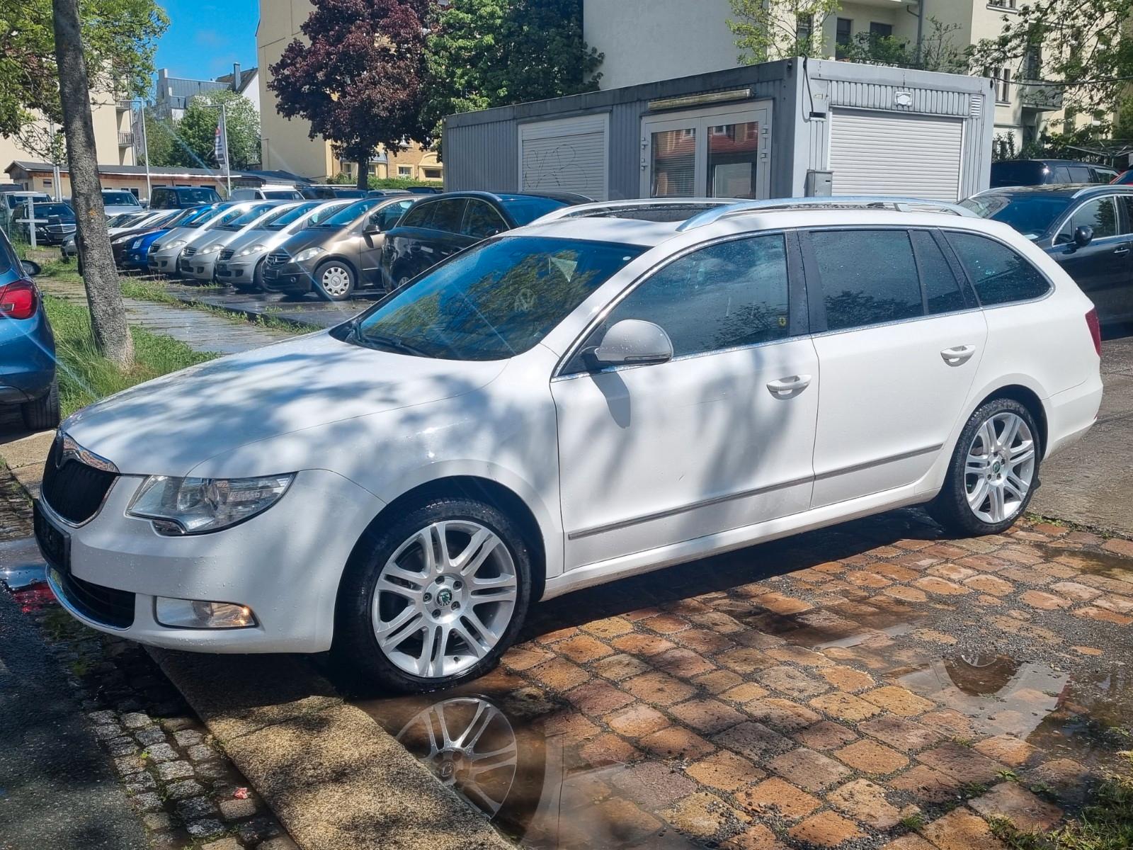 Skoda Superb Combi Elegance