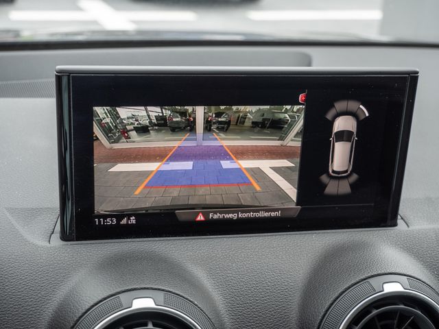 Q2 35 TFSI S tronic PDC SHZ KAMERA NAVI LED