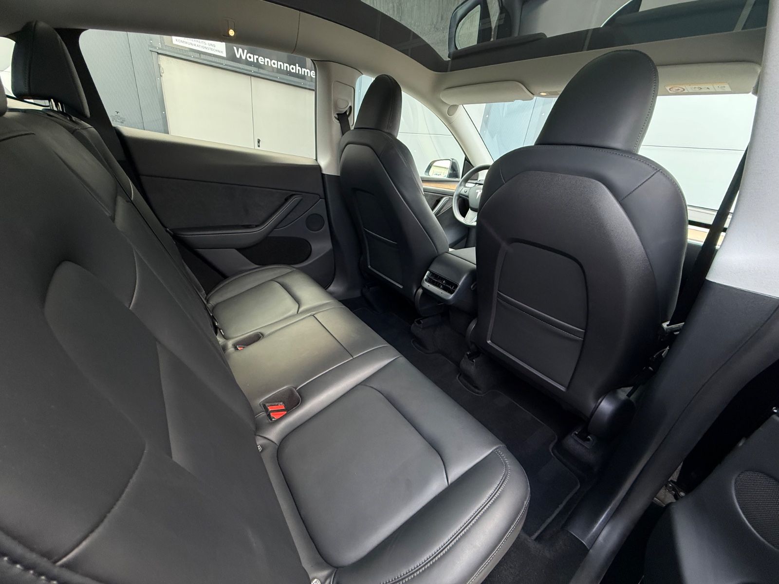 Tesla Model Y Long Range Dual AWD 21 ZOLL STANDHEIZUNG foto 15