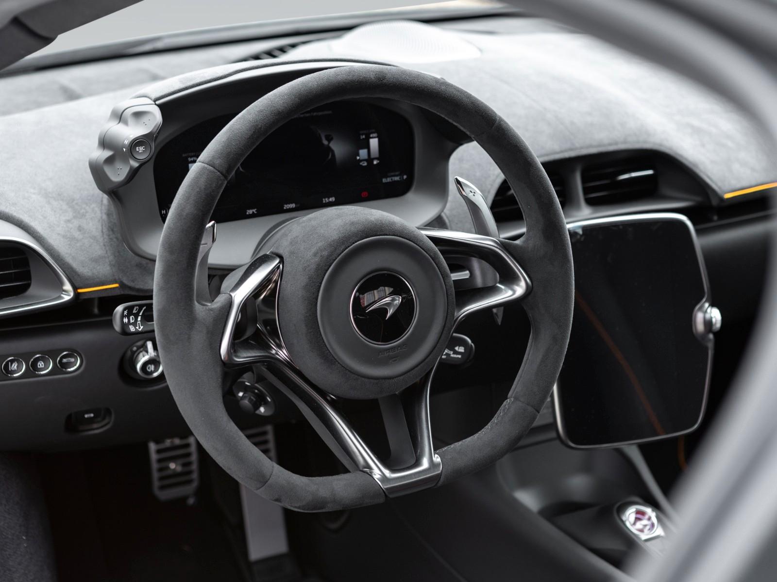 McLaren Artura | 3 Jahre Garantie & 2 Jahre Service inkl