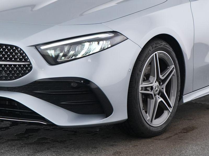 Mercedes-Benz A 180 AMG Line / 360 Grad  Kamera/ Totwinkel