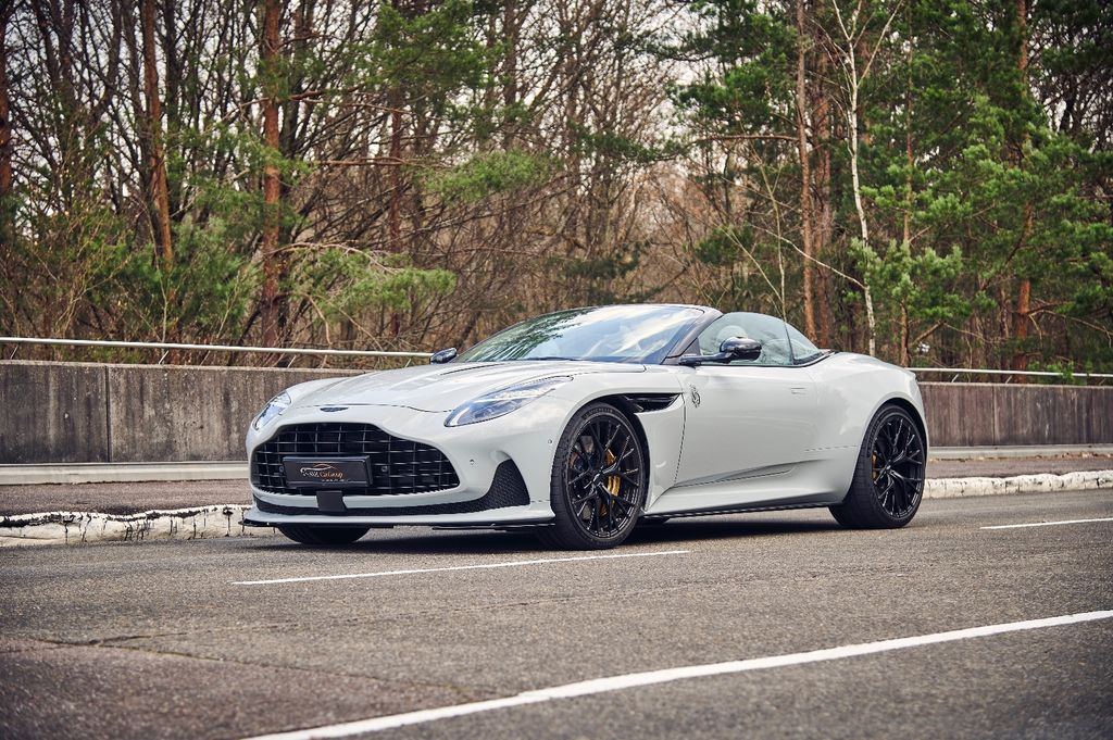 Image of Aston Martin DB12