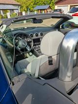 Audi TT Roadster 2.0 TFSI - - Audi TT: Blau