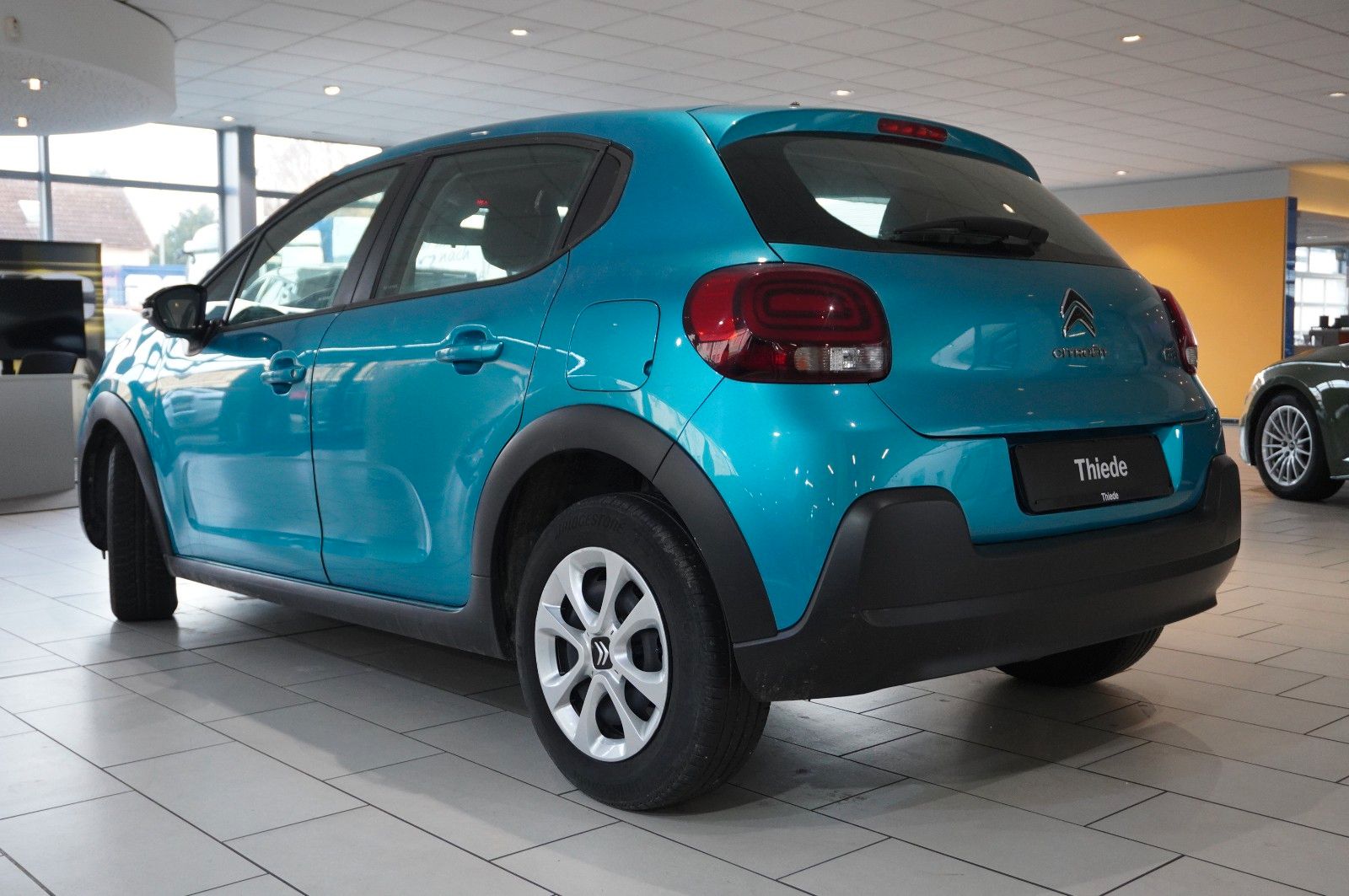 Fahrzeugabbildung Citroën C3 1.2 FEEL 5-TÜR LED/KLIMA/TEMP./USB/DAB+