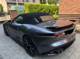 Jaguar F-Type 5.0 L V8  SVR ohne OPF - Jaguar F-Type mit Benzin-Antrieb: Allradantrieb, Cabrio