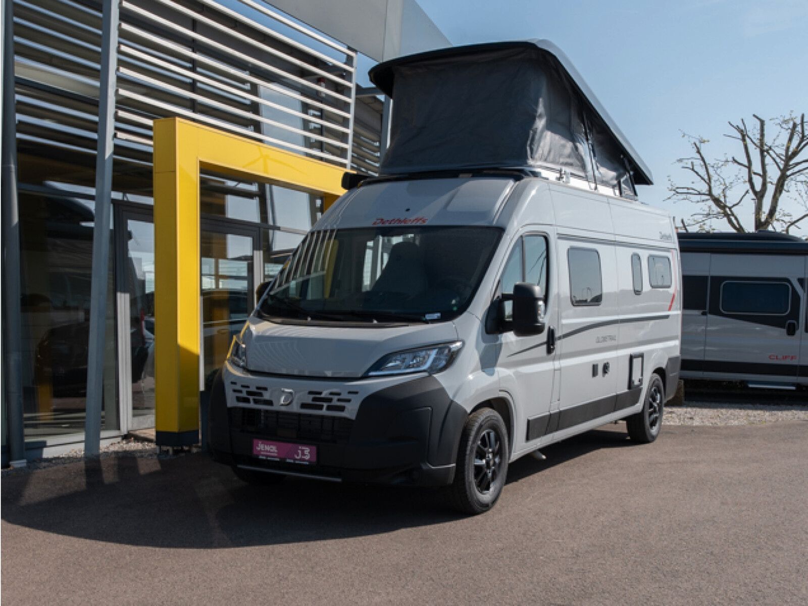 Fahrzeugabbildung Dethleffs Globetrail 600 DS Fiat Aufstelldach