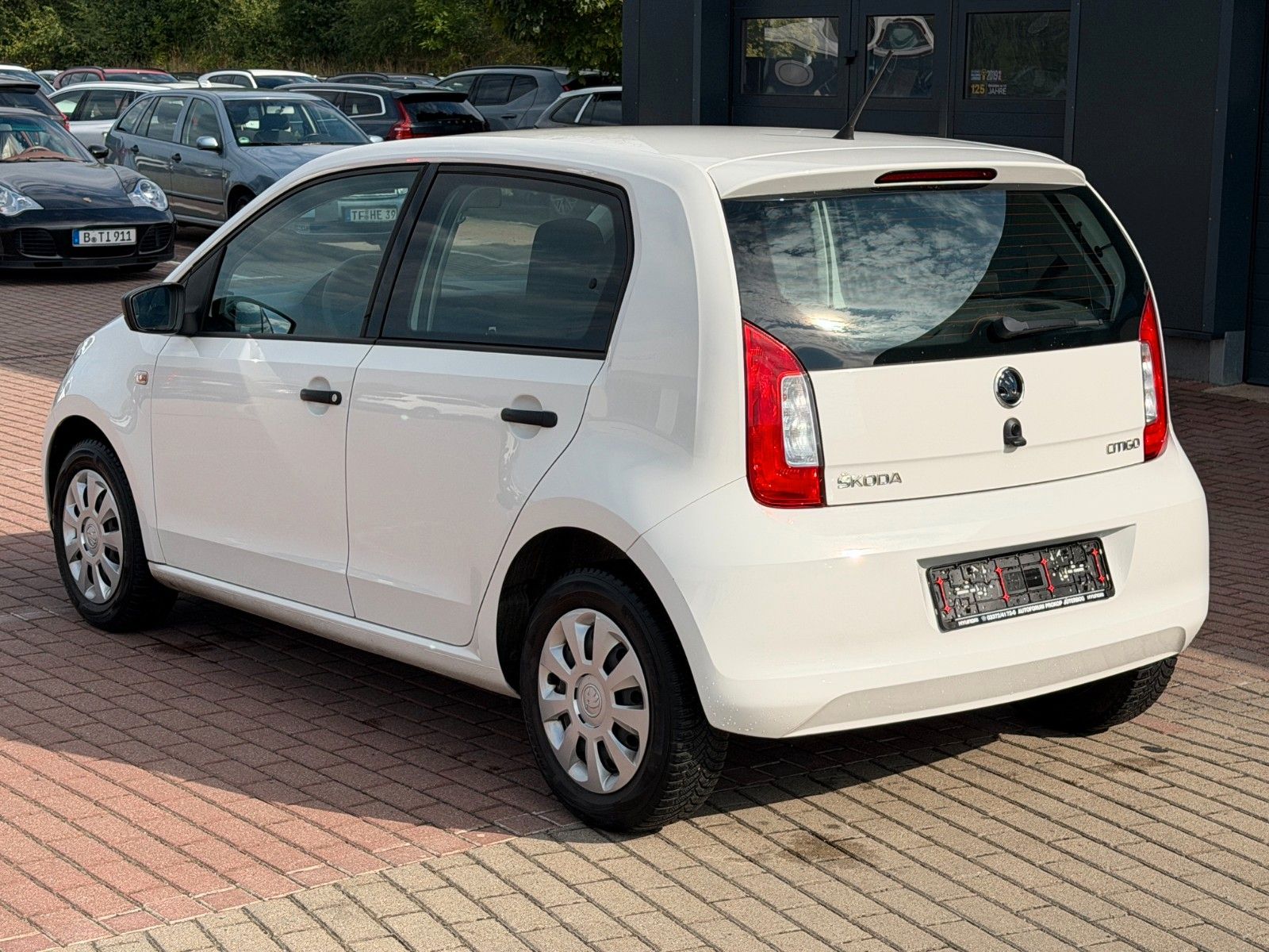 Fahrzeugabbildung SKODA Citigo 1.0 Active *Klima*Sitzhzg*Allwetter*DAB*