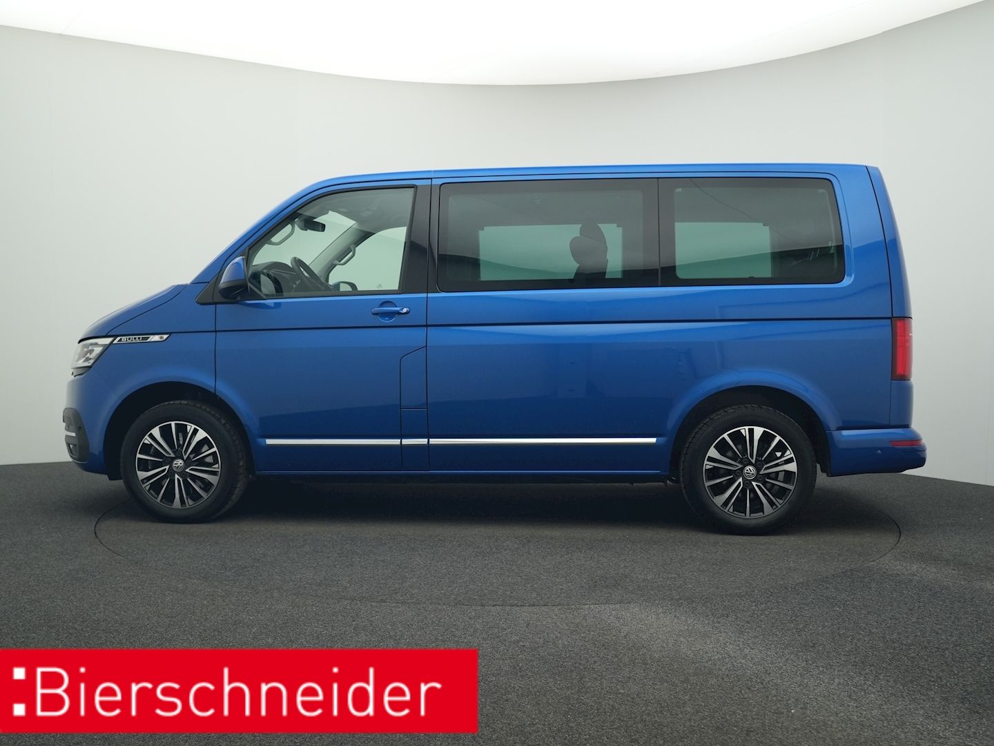 Volkswagen T6.1 Multivan 2.0 TDI DSG 4Mo. Comfortline imagem 3