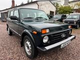 Lada Taiga 5-trg. Urban*4x4*AHK*CD-Radio*Tüv Neu* - Lada: C