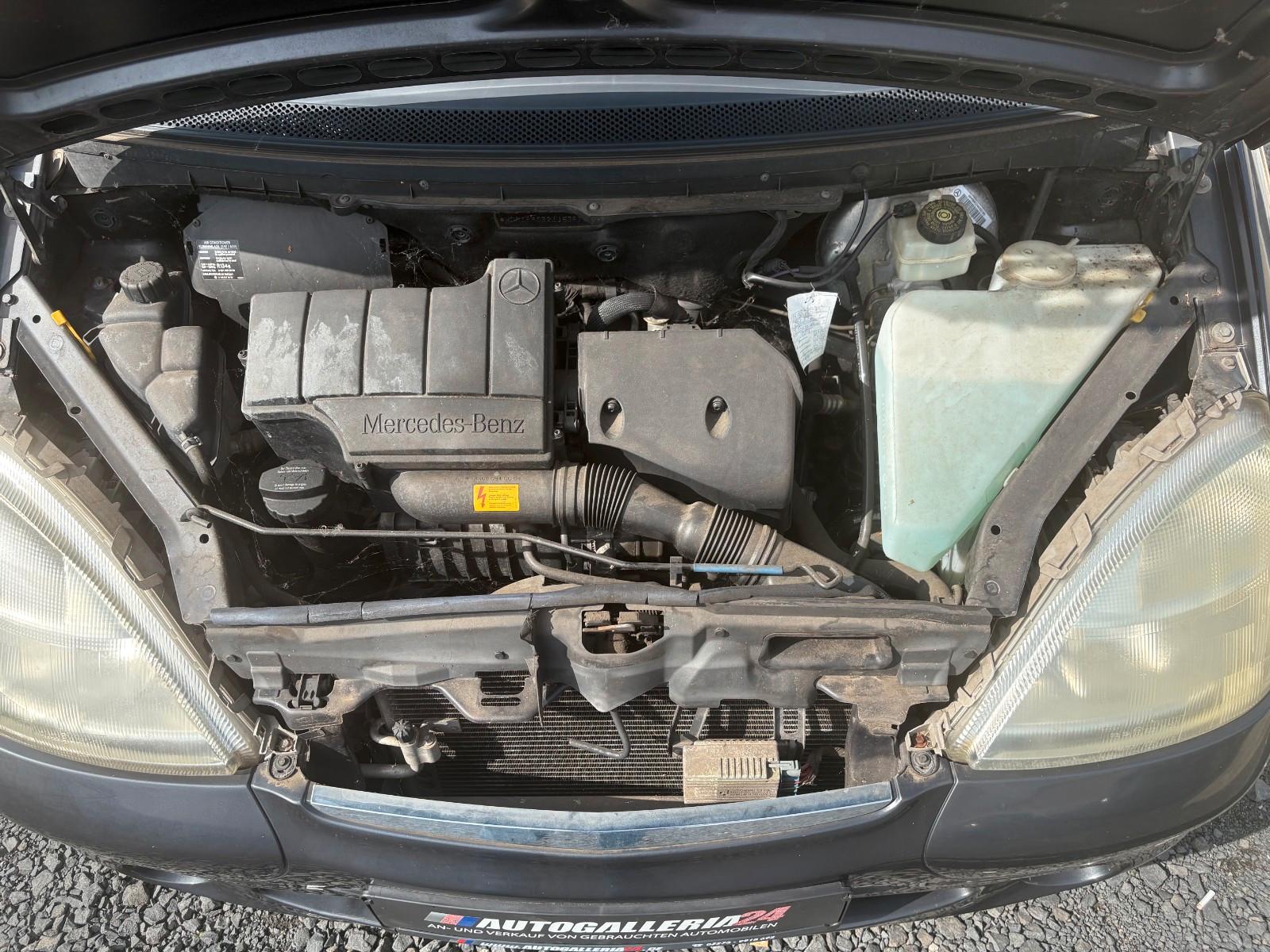 Mercedes-Benz A 190 AVANTGARDE Panorama Klima TÜV 09/2028 LMR