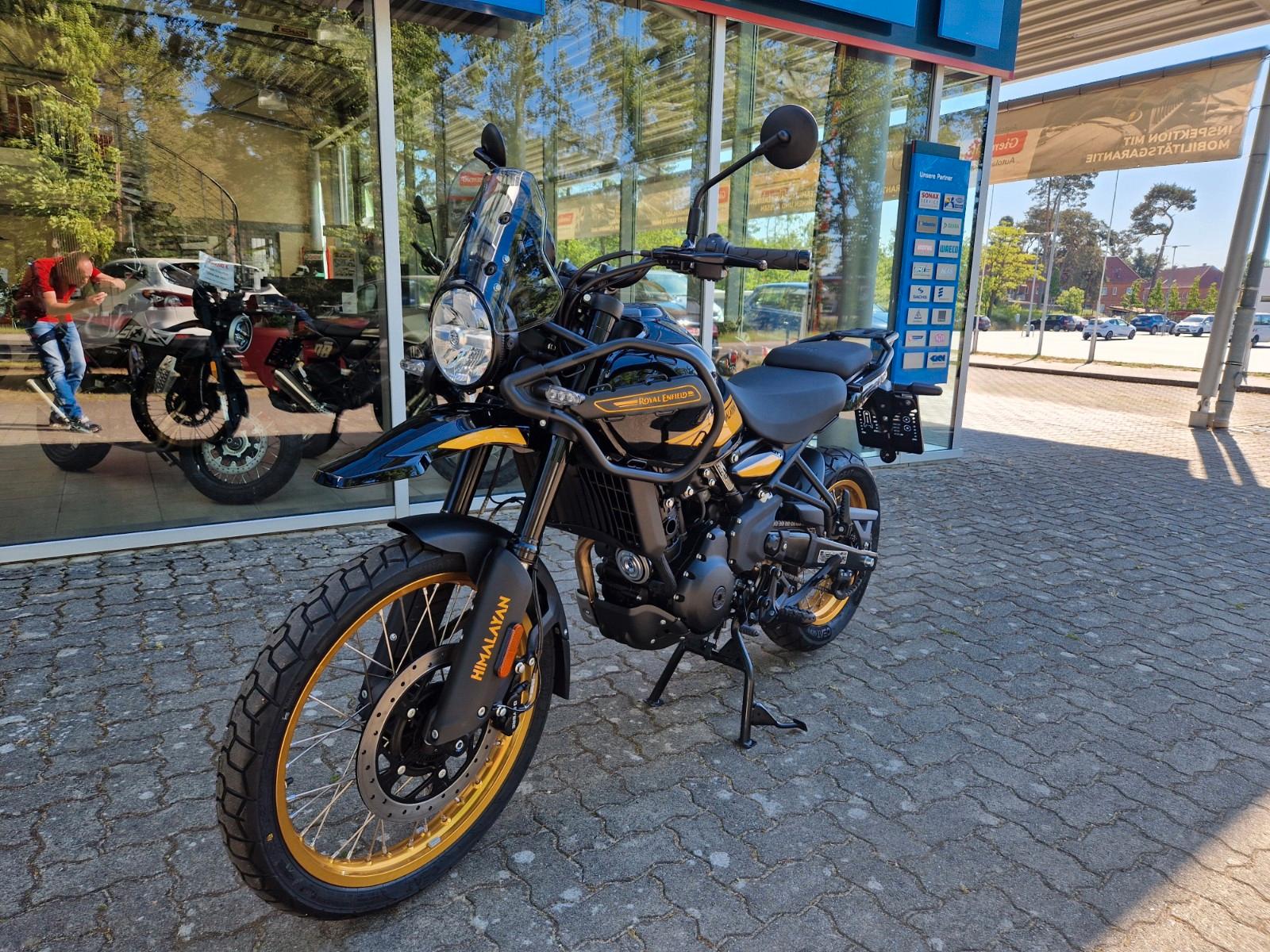 Royal Enfield Himalayan 450 (452) Premium  Hanle Black