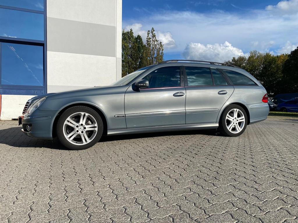 Mercedes-Benz E 280