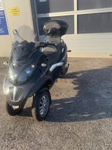 Piaggio Mp3 400 - PIAGGIO ROLLER 400