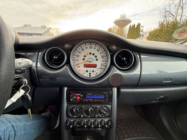 MINI ONE