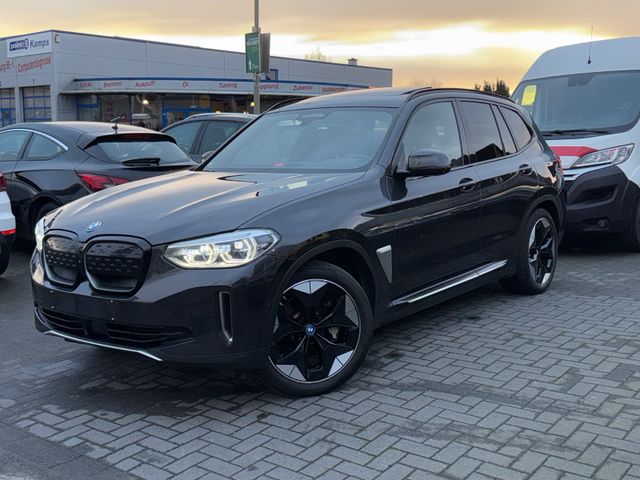 BMW iX3 Impressive/LED/HUD/Panoramadach/