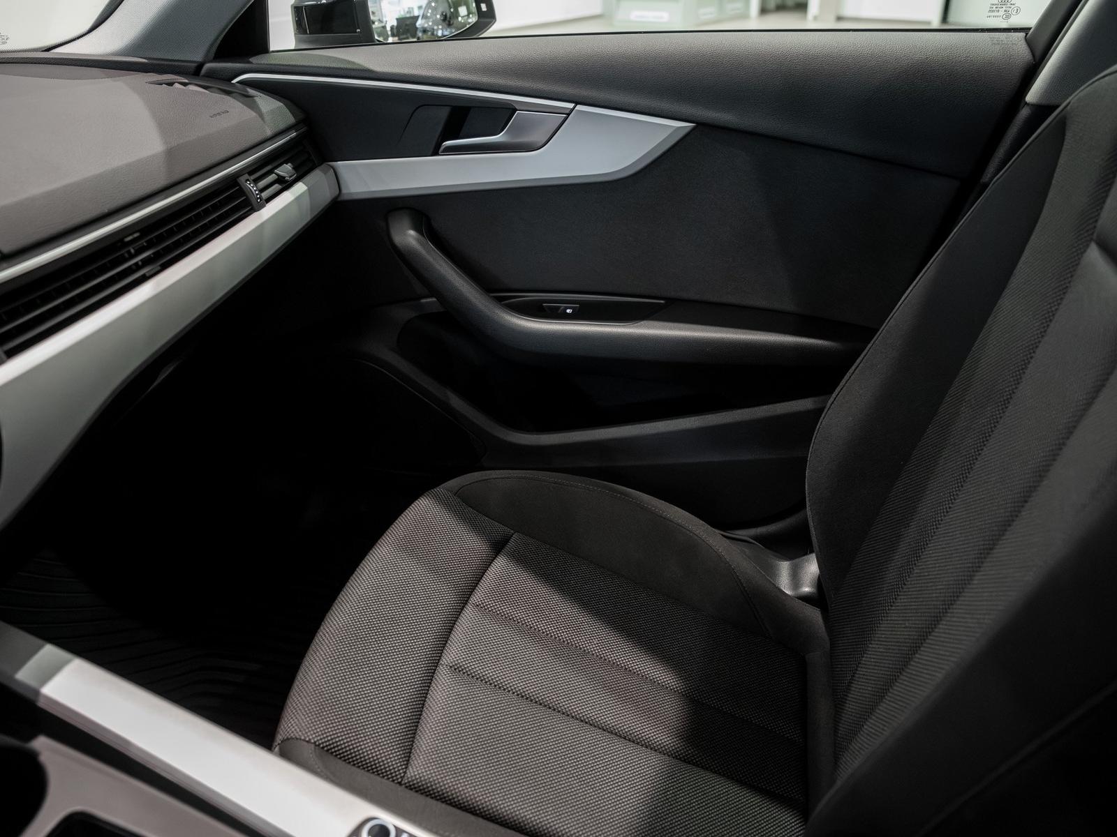 Audi A4 Avant 35 TFSI Navi Virtual el.Heck KeyLess LM
