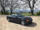 BMW E46 323 ci, Cabriolet  Baujahr 2000  - BMW 323 aus 2000: Cabrio, 323ci