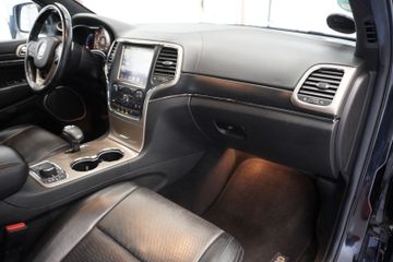 Jeep Grand Cherokee - 11