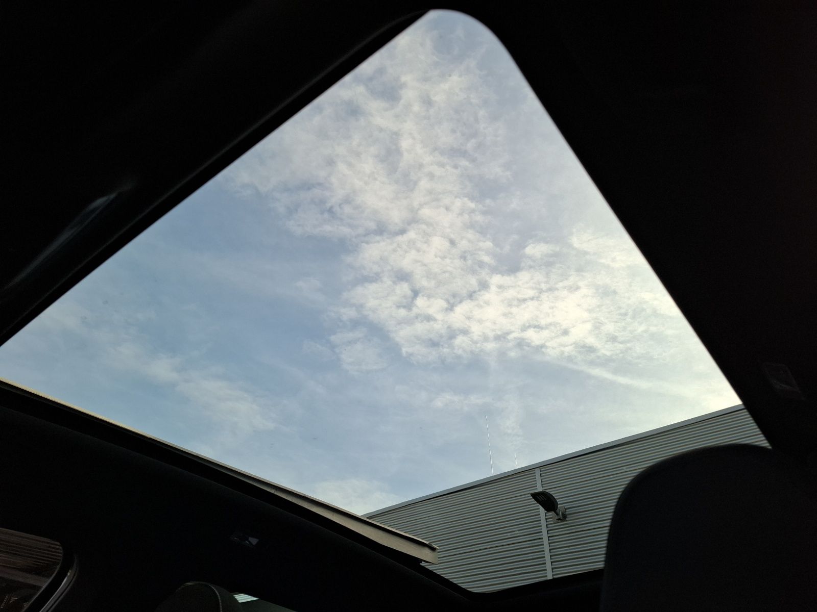 Fahrzeugabbildung SKODA Kamiq TSI Monte-Carlo LED Navi AID Pano ACC PDC