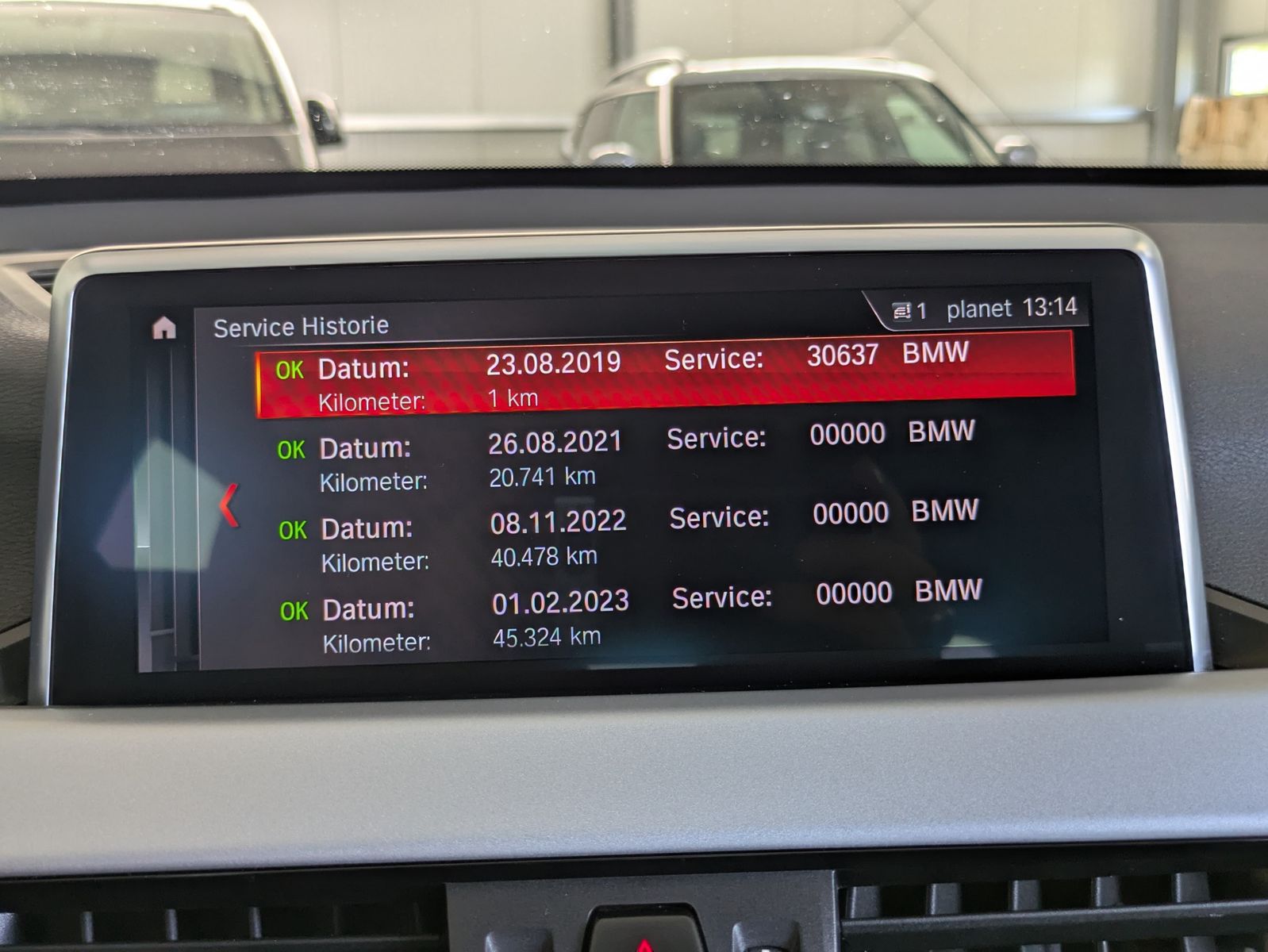 Fahrzeugabbildung BMW X1 xDrive 25 d Advantage 19"LED*ACC*PDC*NAVI*1H
