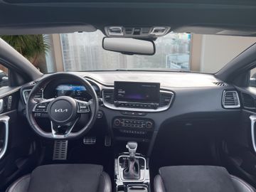 Kia ProCeed 1.6T DCT GT Elekt. Sitz Glasdach Bastuck