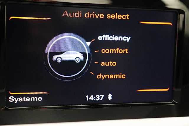 Q3 1.4 TFSI design LED NAVI PDC TEMPOMAT BT DAB