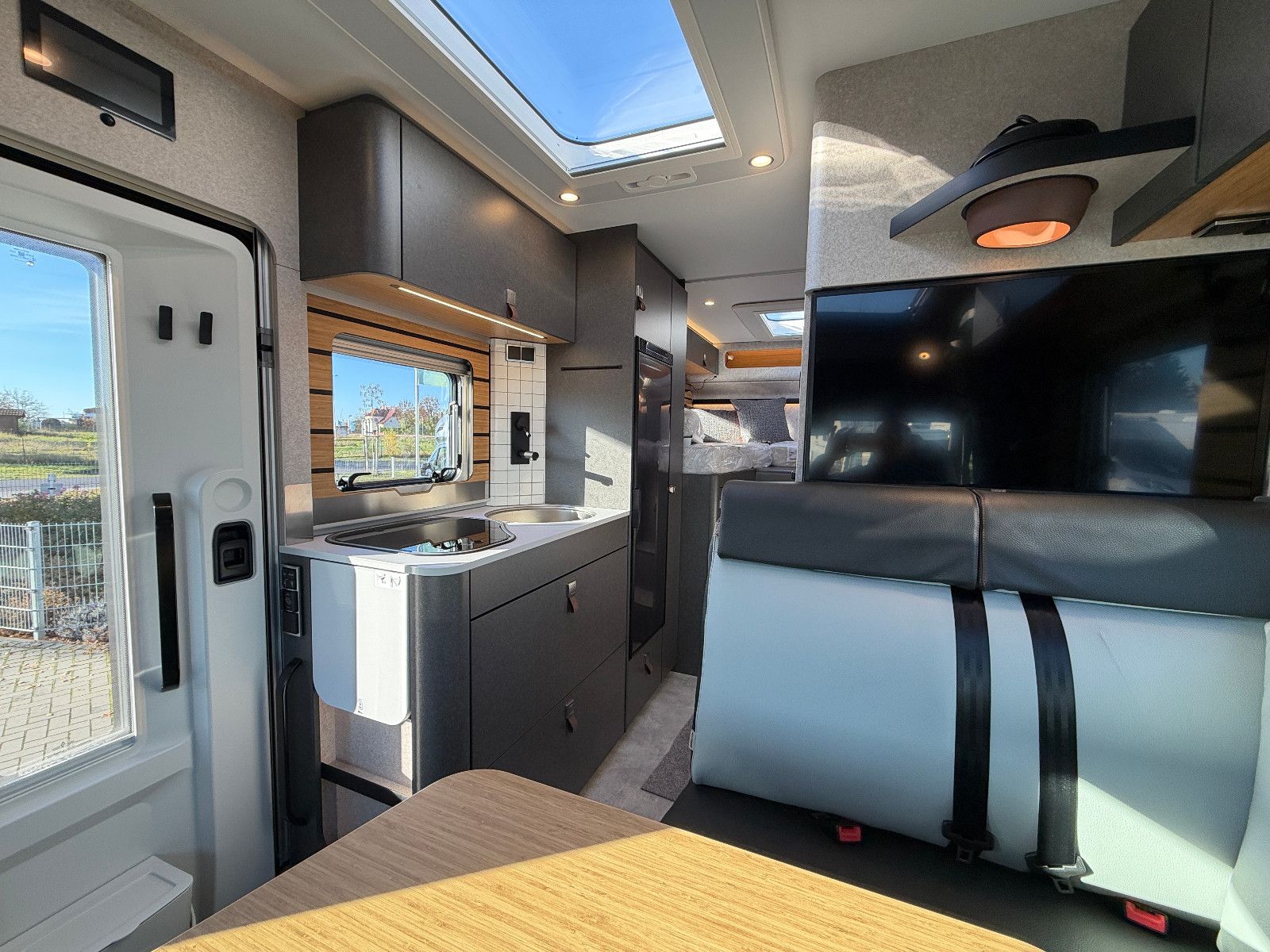 Fahrzeugabbildung HYMER / ERIBA / HYMERCAR ML-T 580 - Crosstrail