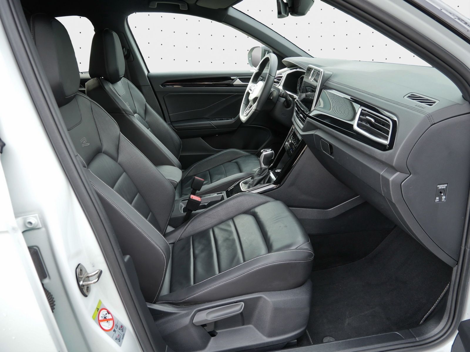 Volkswagen T-Roc - Bild 4