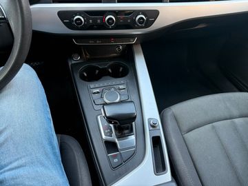 Audi A4 - 11