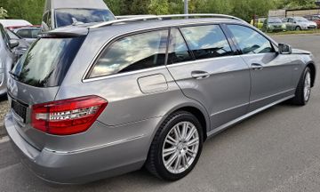 Mercedes E 200 - 5