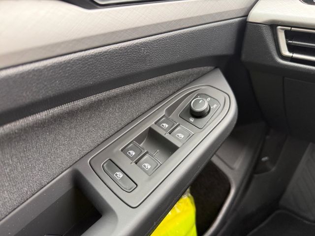 Golf Variant 8 VIII Life 1.0 TSI Navi ACC Apple 