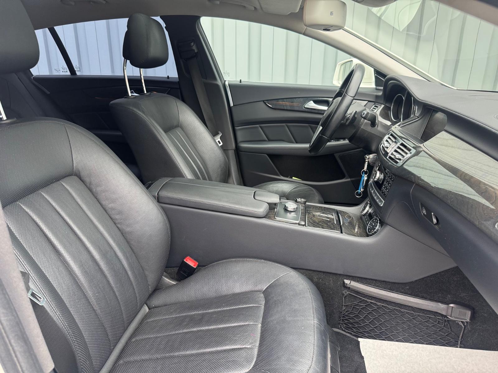 Mercedes-Benz CLS 250 SB*HARMAN*MEMORY*AHK*SHZ*S-KLIMA*ACC*