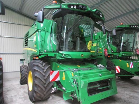 John Deere T 560HM