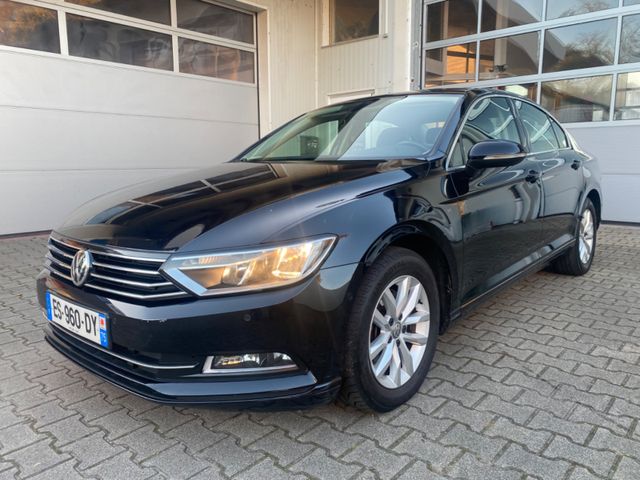 Volkswagen Passat Lim. Leder*Navi*Kamera*Facelift*ACC