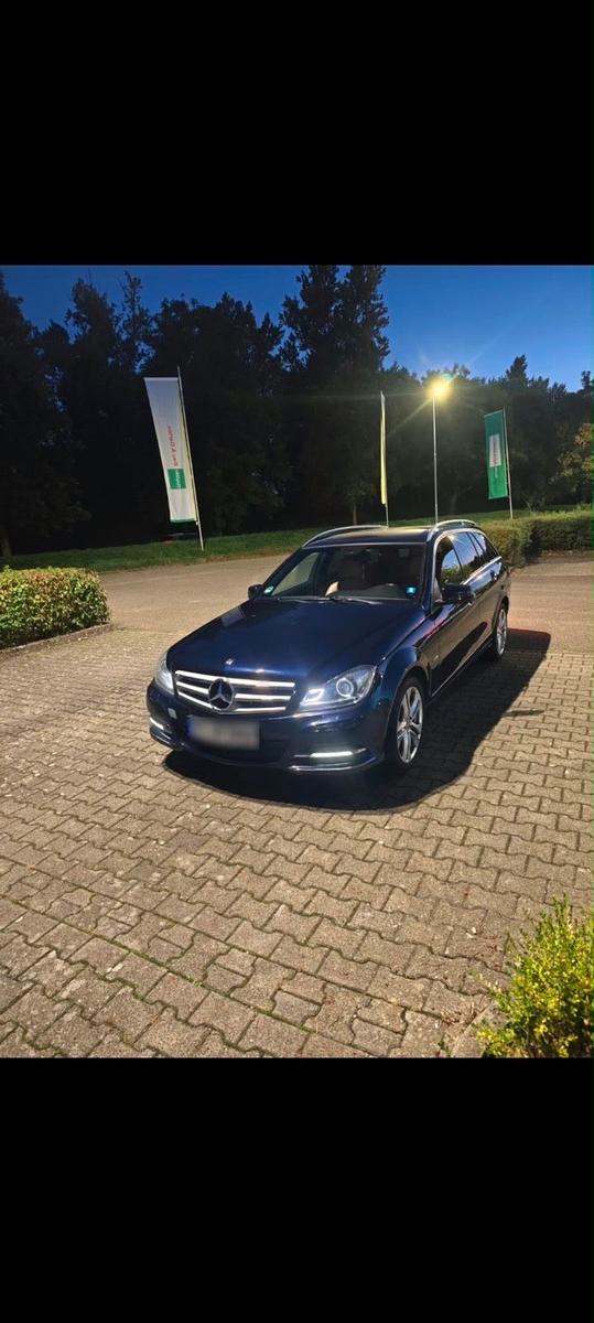 Mercedes-Benz C220 2011 — engine 170 HP (125kW)