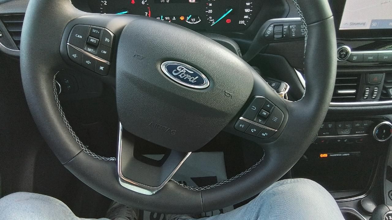 Fahrzeugabbildung Ford Puma ST-Line Design