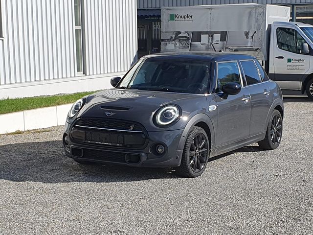 MINI Cooper S 5 Türer / Pano / Navi / LED uvm.