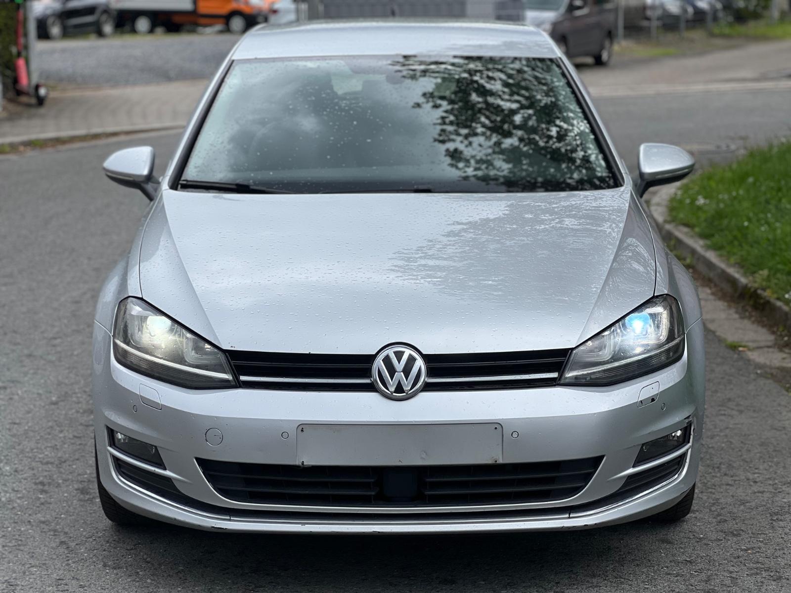Volkswagen Golf 1.6 TDI DSG BMT*Highline*Xenon*Leder*